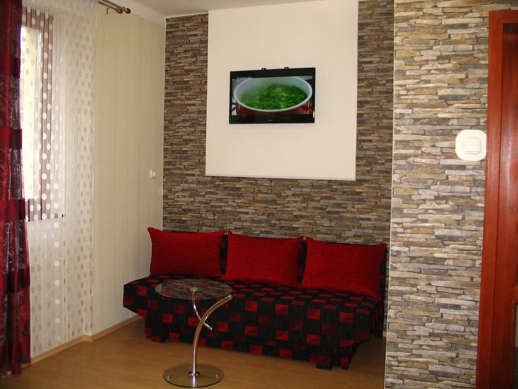 Fortuna Hotel Мисколк Стая снимка